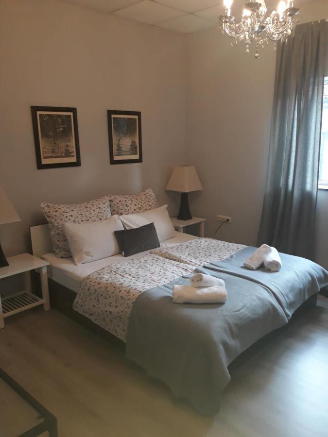 Flat In Varna, Central Location, Close To Beach Екстериор снимка