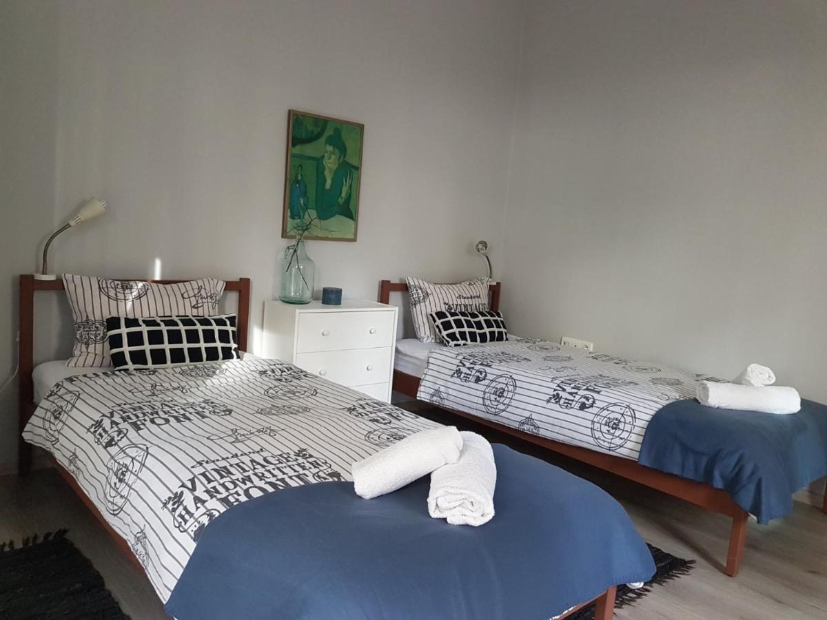 Flat In Varna, Central Location, Close To Beach Екстериор снимка